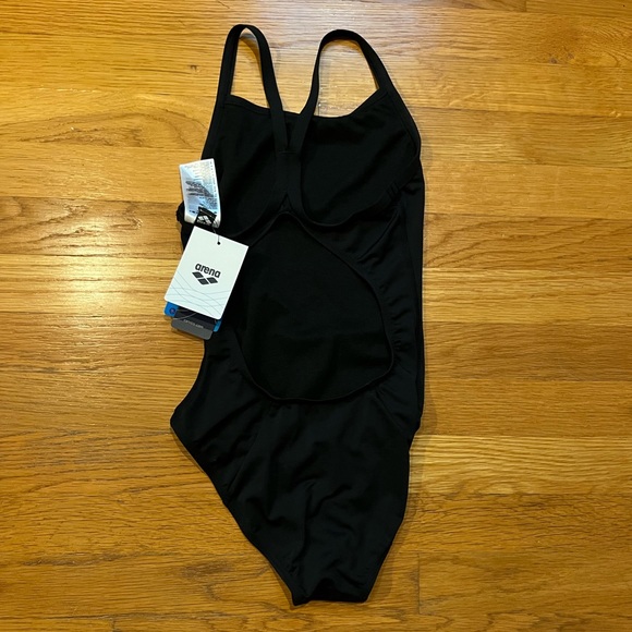 Arena Women's Master Light Drop Back MaxLife One Piece Swimsuit Black/Silver - Picture 5 of 8